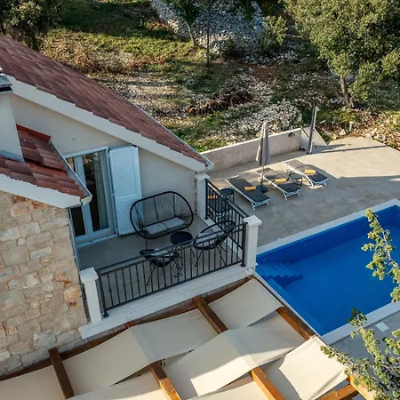 Bob Povlja (Brac)