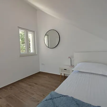 Bob Villa Povlja (Brac)